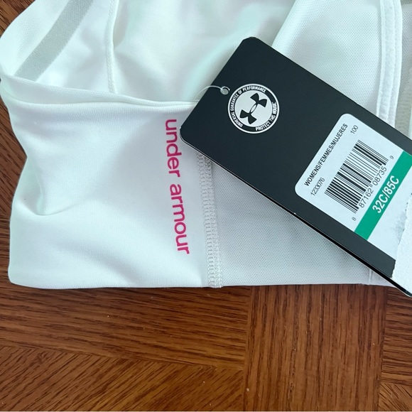 NWT Under Armour White Armour Sports Bra 32C - Picture 4 of 4